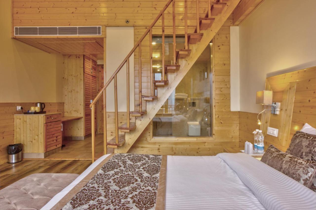 מנאלי The Holiday Villa Resorts & Spa מראה חיצוני תמונה