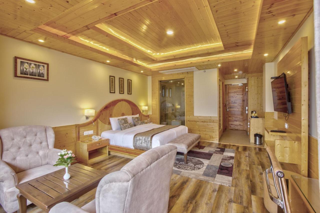 מנאלי The Holiday Villa Resorts & Spa מראה חיצוני תמונה